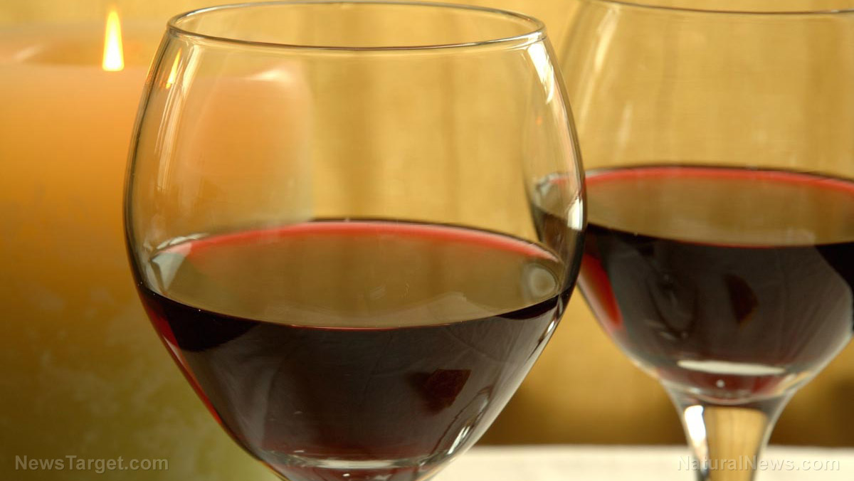 Red wine and dealcoholized red wine can defeat oral bacteria