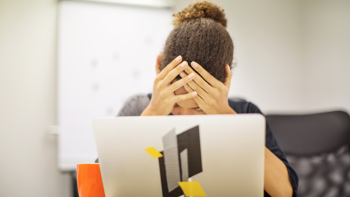 4 Sneaky Symptoms of Underactive Thyroid and How to Outsmart Them